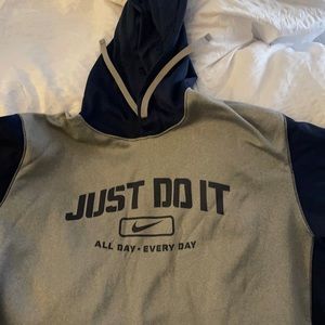 Men’s XL Nike Sweatshirt